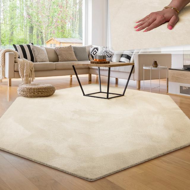 Fernald Machine Woven Cream Rug Canora Grey Rug Size: Hexagonal 150 x 170cm on Productcaster.