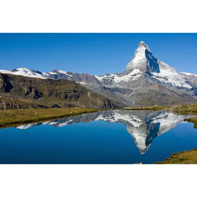 Matterhorn Alpen Home Size: 51cm H x 76cm W x 3.8cm D on Productcaster.