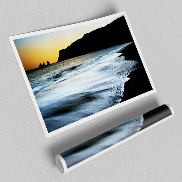 The Oceans Ebb at Dusk - Unframed Graphic Art Print on Paper East Urban Home Size: 84.1cm H x 118.9cm W on Productcaster.