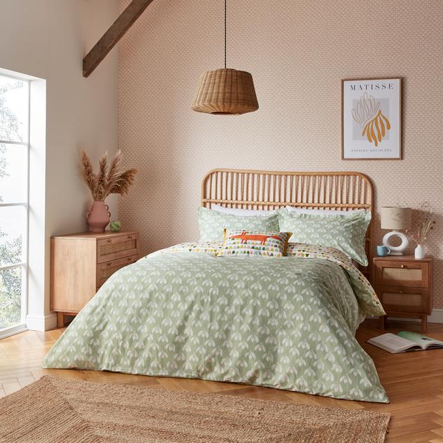 Snowdrop Cotton Duvet Cover Set SCION Size: King Duvet Cover + 2 Standard Pillowcases on Productcaster.