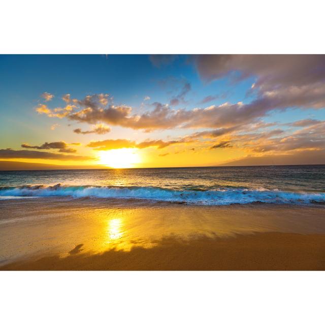 Kaanapali Beach Sunset by YinYang - No Frame Art Prints on Canvas Beachcrest Home Size: 61cm H x 91cm W on Productcaster.