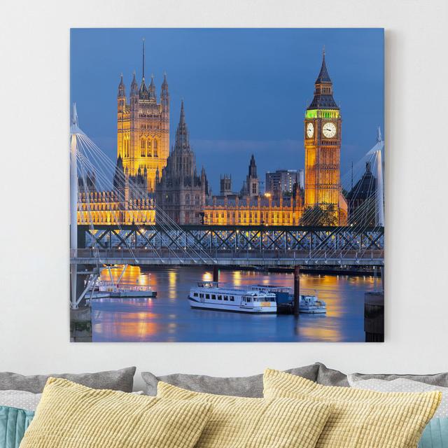 Leinwandbild Big Ben und Westminster Palace in London bei Nacht Ebern Designs Format: Recycelte Leinwand 330g/m², Größe: 80 cm H x 80 cm B on Productcaster.