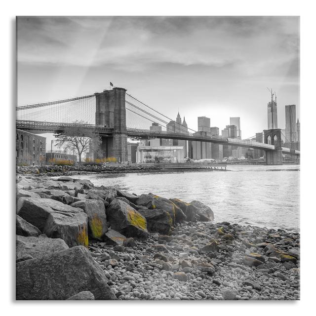 Glasbild Schöne Brooklyn Bridge Brayden Studio Größe: 50 cm H x 50 cm B x 0,4 cm T on Productcaster.