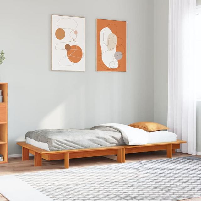 Bett Andreiu ModernMoments Farbe: Wachsbraun, Größe: 100 x 200 cm on Productcaster.