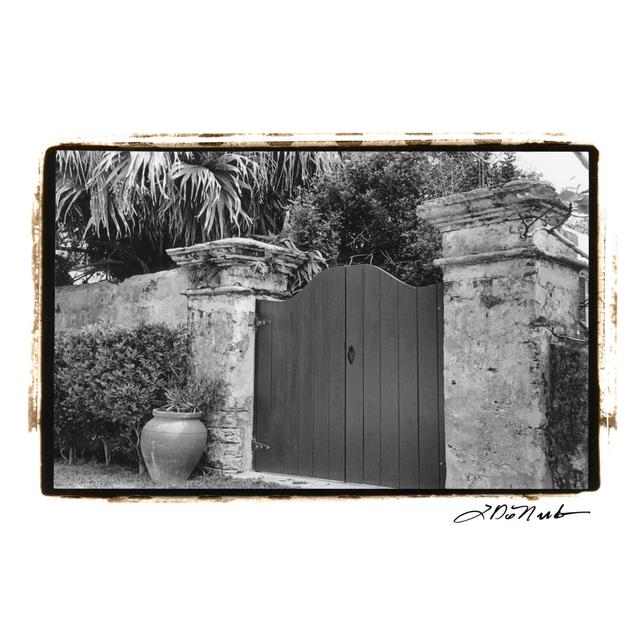 Old Bermuda Gate I - Wrapped Canvas Photograph Rosalind Wheeler Size: 61cm H x 91cm W on Productcaster.