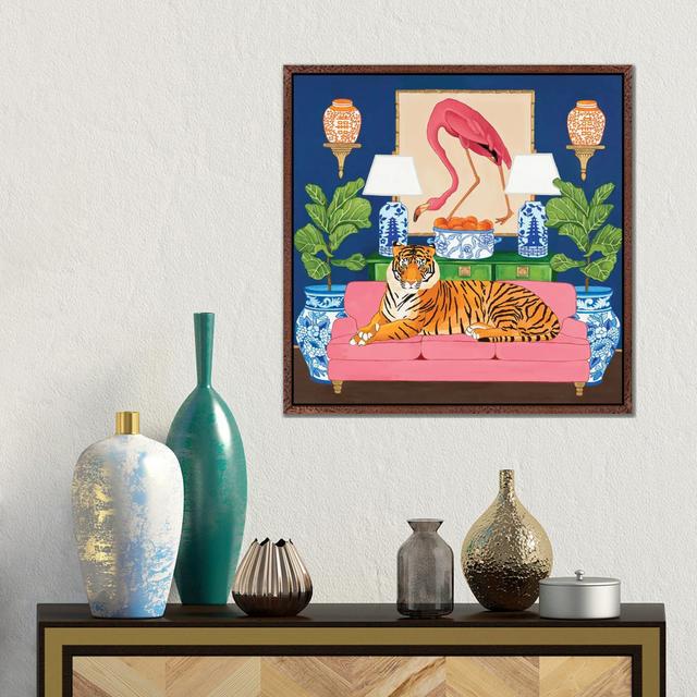 Chinoiserie-Tiger im Wohnzimmer mit Flamingo-Ingwer-Glas und Geigenblatt-Feige Langley Street Größe: 45,72 cm H x 45,72 cm B x 3,81 cm T, Format: Brau on Productcaster.