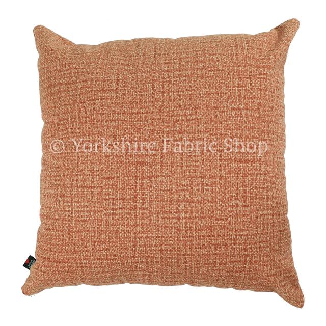 Tapini-Kissen mit Füllung Yorkshire Fabric Shop Farbe: Orange, Größe: 43 cm x 43 cm on Productcaster.