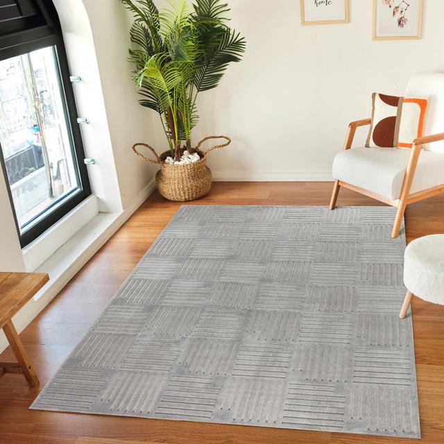 Milaim Geometric Machine Woven Area Rug 17 Stories Rug Size: Rectangle 80 x 150cm on Productcaster.