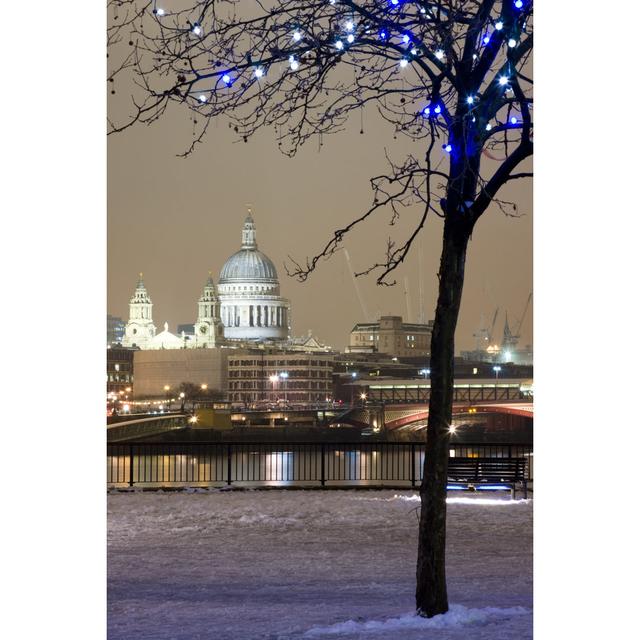 St. Paul's Cathedral by Richardwaters - Wrapped Canvas Photograph 17 Stories Size: 30cm H x 20cm W on Productcaster.