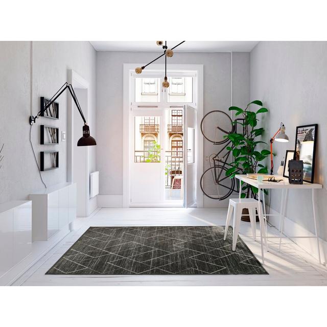 Hessle Grey Rug August Grove Rug Size: Rectangle 140 x 200cm on Productcaster.