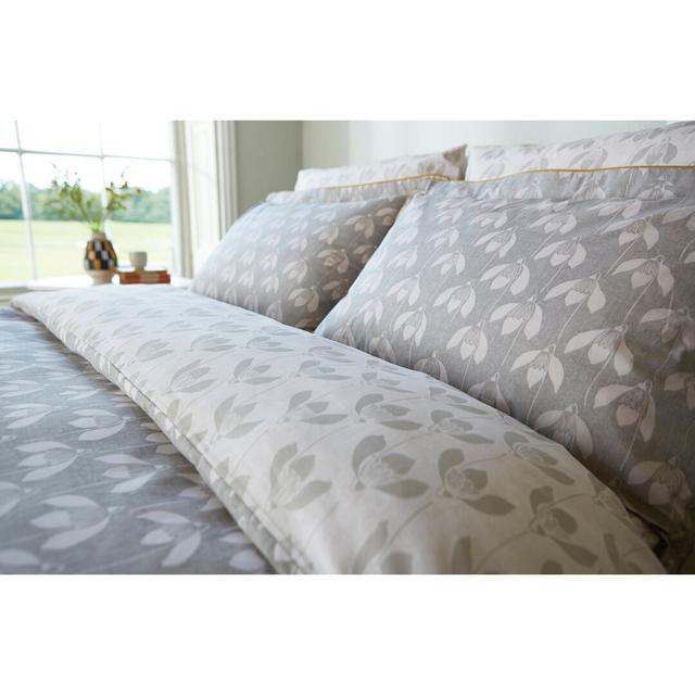 SNOW DROP Linen Floral Duvet Cover SCION on Productcaster.