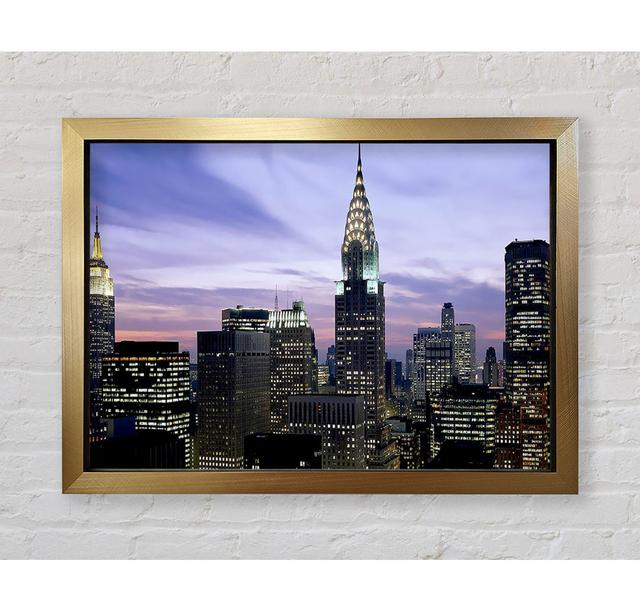 NYC Empire State Building Lilac Sky - Einzelner Bilderrahmen Kunstdrucke Brayden Studio Größe: 42cm H x 59,7cm B x 3,4cm T, Format: Poster mit goldene on Productcaster.