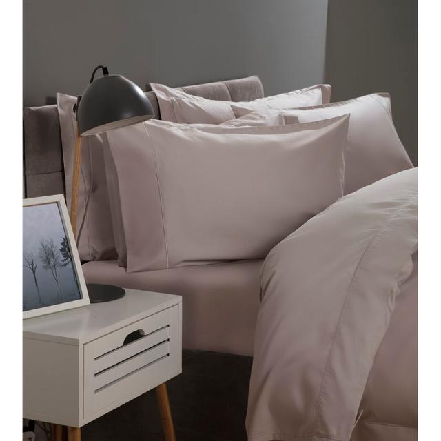 400 TC Egyptian Quality Cotton Duvet Cover Set Belledorm Colour: Oyster, Size: King Duvet Cover + 2 Standard Pillowcases on Productcaster.