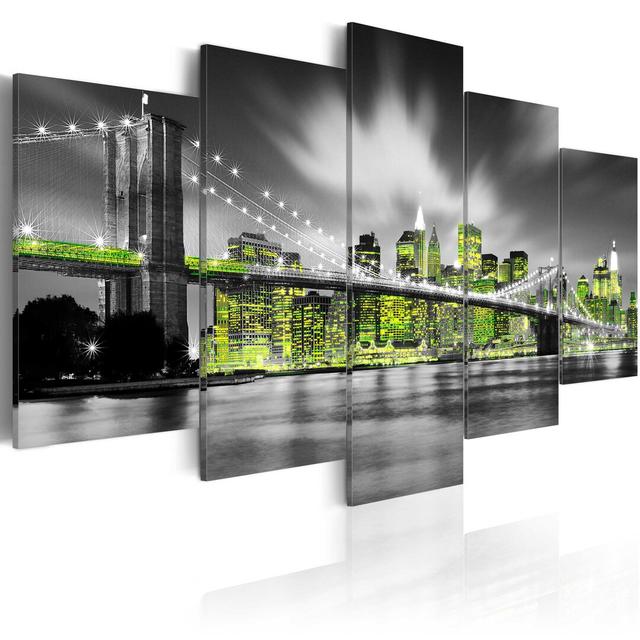 Lime Soul Of New York - 5 Piece No Frame Print on Canvas East Urban Home Size: 200 cm x 100 cm on Productcaster.