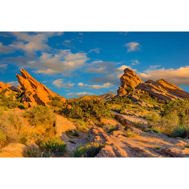 Vasquez Rocks Natural Area Park by Ron And Patty Thomas - Wrapped Canvas Art Prints Alpen Home Size: 80cm H x 120cm W on Productcaster.