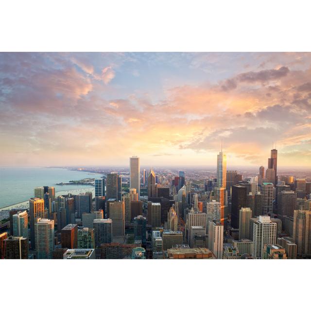 Chicago Sunset von Dibrova - Foto ohne Rahmen auf Leinwand 17 Stories Größe: 40 cm H x 60 cm B x 1,8 cm T on Productcaster.