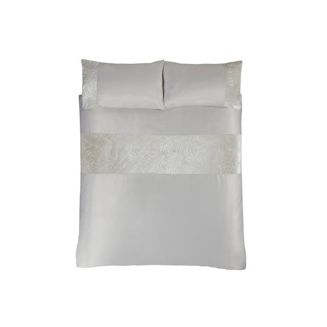 Padma 280 TC Duvet Cover Set Bay Isle Home Size: Super King - 2 Standard Pillowcases, Colour: Ivory on Productcaster.