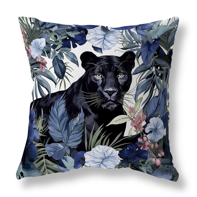 Panther Tropic Twilight Indoor / Outdoor Square Kissen mit Füllung AmritaSen Farbe: Blau/Schwarz, Größe: 46 cm H x 46 cm B on Productcaster.