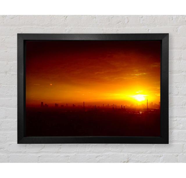 Sonnenuntergang über der Stadt - Einzelne Bilderrahmen Kunstdrucke Bright Star Größe: 84,1 cm H x 118,9 cm B x 3,4 cm T on Productcaster.