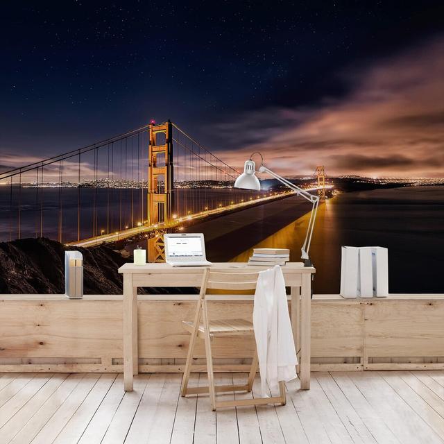 Golden Gate to the Stars Semi-Gloss Wallpaper Roll East Urban Home Size: 4.32m x 290cm, Materialqualität: Premium (150g/m²) on Productcaster.