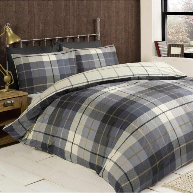 Check Flannel Argyle Duvet Cover with Pillowcases Alpen Home Size: Super King + 2 Standard Pillowcases, Colour: Blue on Productcaster.