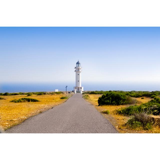 Barbaria-Leuchtturm auf Formentera - Kunstdrucke auf Leinwand 17 Stories Größe: 50cm H x 75cm B x 1,8cm T on Productcaster.