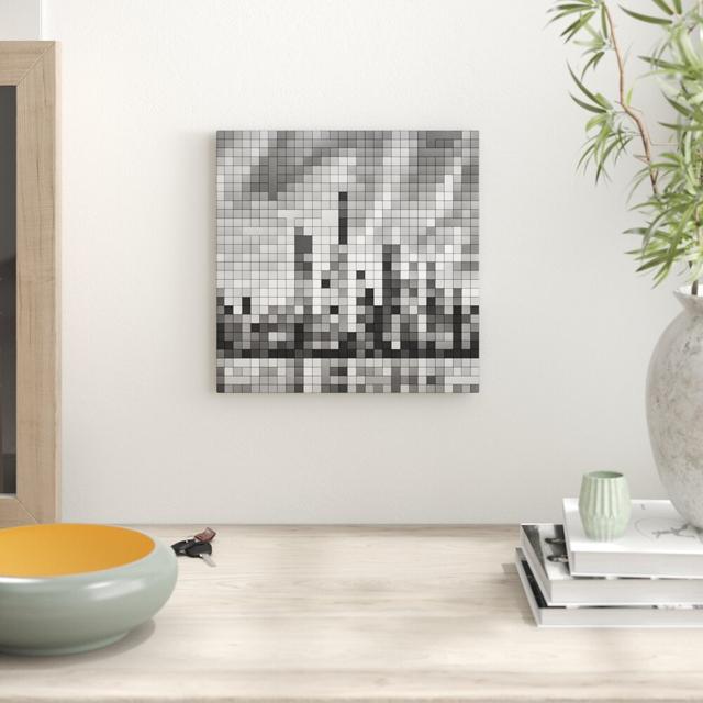 Leinwandbild New York Pixel Skyline East Urban Home Größe: 40 cm H x 40 cm B on Productcaster.