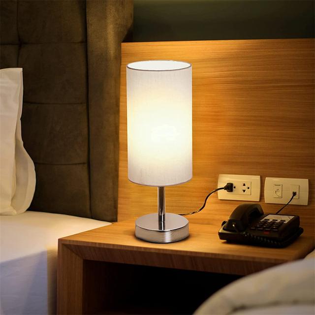 39Cm Table Lamp URBNLIVING Shade Colour: White, Base Finish: Silver on Productcaster.