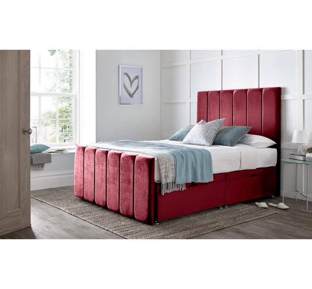 Retweet Bed Set Fairmont Park Colour: Maroon, Size: Kingsize (5') on Productcaster.