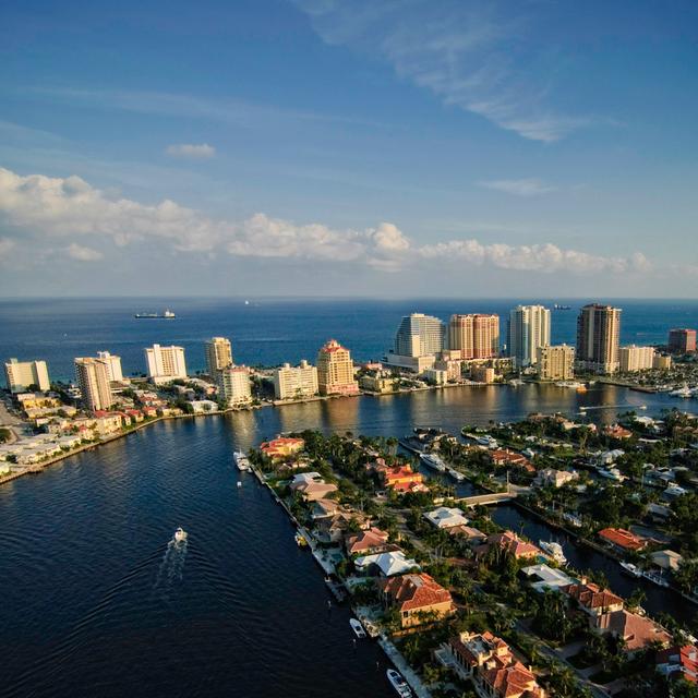 Fort lauderdale intracoastal 17 Stories Größe: 60 cm H x 60 cm B on Productcaster.