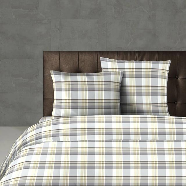 Ira Cotton Duvet Cover Set August Grove Size: Single Duvet Cover + 1 Standard Pillowcase on Productcaster.