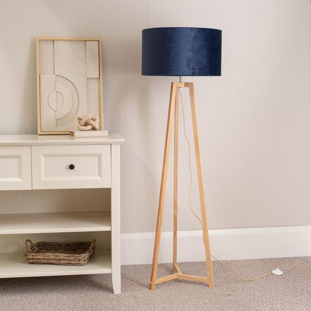 Rhavyn 148cm Traditional Floor Lamp 17 Stories Base Finish: Natural, Shade Colour: Navy Blue on Productcaster.