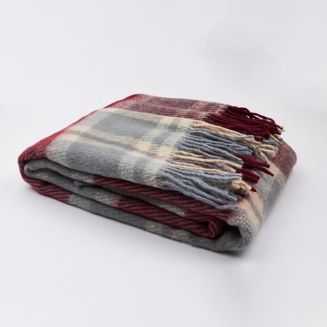 Halleck Throw Blanket Alpen Home Size: W170 x L200cm on Productcaster.