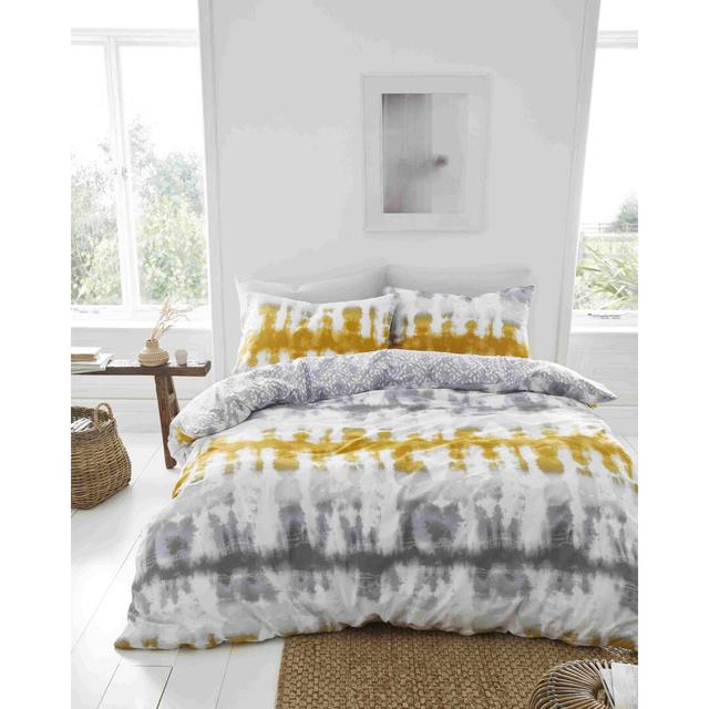 Hermosa Tie Dye Cotton Duvet Cover Set Pineapple Elephant Size: Kingsize Duvet Cover + 2 Standard Pillowcases on Productcaster.