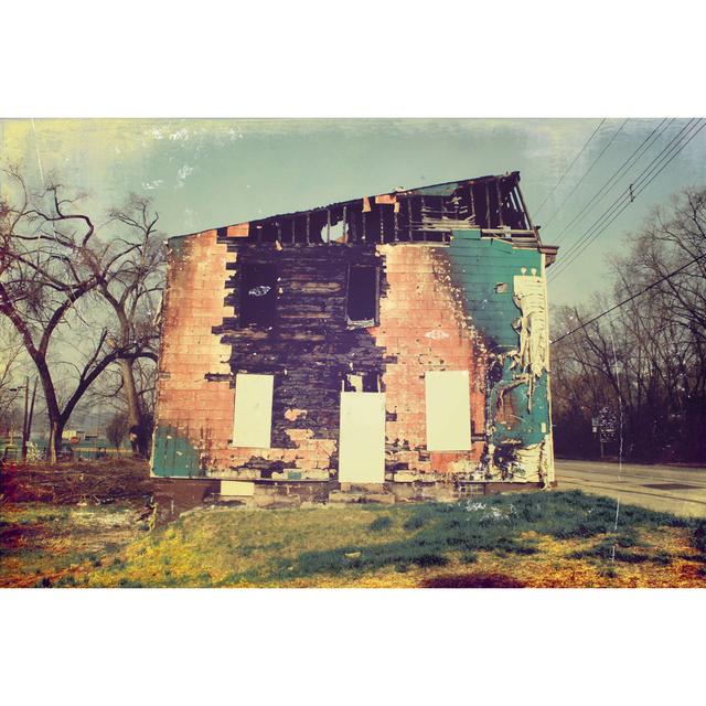 Photo Distressed Brick Building - Wrapped Canvas Art Prints 17 Stories Size: 20cm H x 30cm W x 3.8cm D on Productcaster.