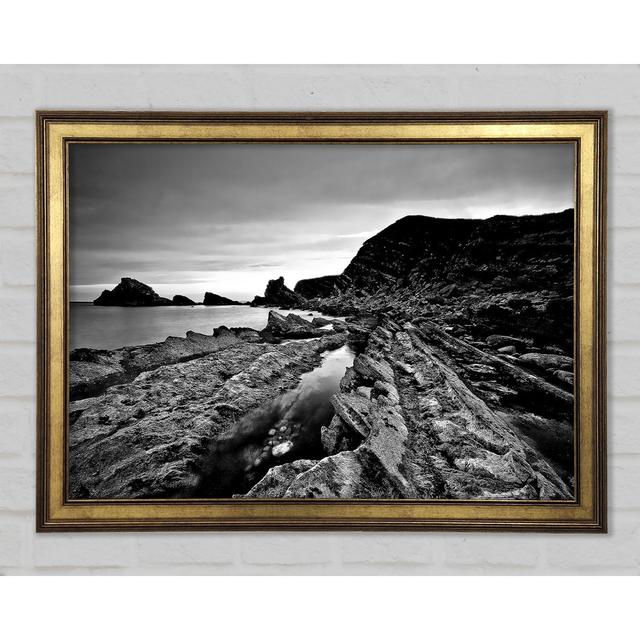 B N W Cliffs Around The Ocean Gerahmter Druck Haus am Meer Größe: 59,7 cm H x 84,1 cm B x 1,5 cm T on Productcaster.