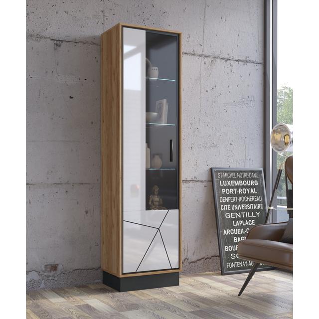 Vitrine Alexandra mit Beleuchtung Brayden Studio on Productcaster.