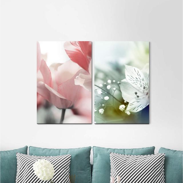 2-tlg. Leinwandbilder-Set - Fotografie „Tulips White Flowers Summer Scented Harmonious” East Urban Home on Productcaster.