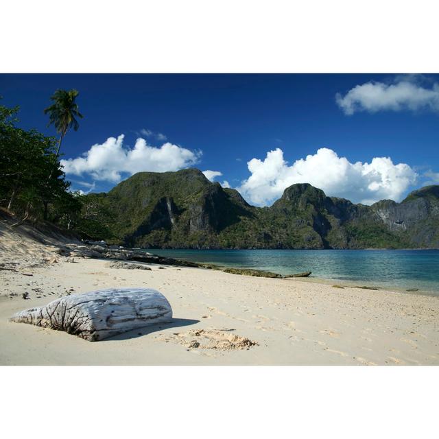 El Nido Beach House of Hampton Size: 51cm H x 76cm W on Productcaster.