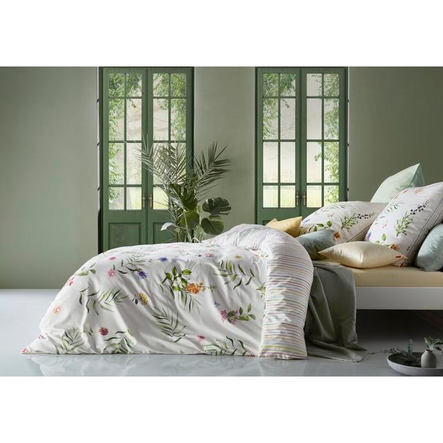 Bed Art S White/Green 205 TC Reversible Duvet Cover Set Fleuresse Size: Single - 1 Pillowcase (80 x 80 cm) on Productcaster.