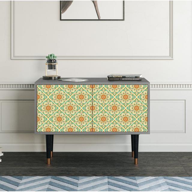 Sideboard Furny Colour: Hindu Daisy on Productcaster.