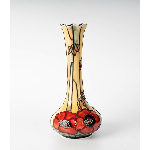 Holscomb Old Tupton Ware Table Vase August Grove on Productcaster.