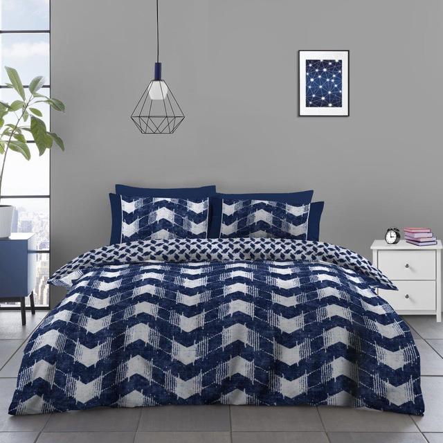 Duvet Cover Set with Pillowcases Gaveno Cavailia Pattern: Geometric Shapes, Colour: Blue/White, Size: Double Duvet Cover Set + 3 Additional Pieces on Productcaster.