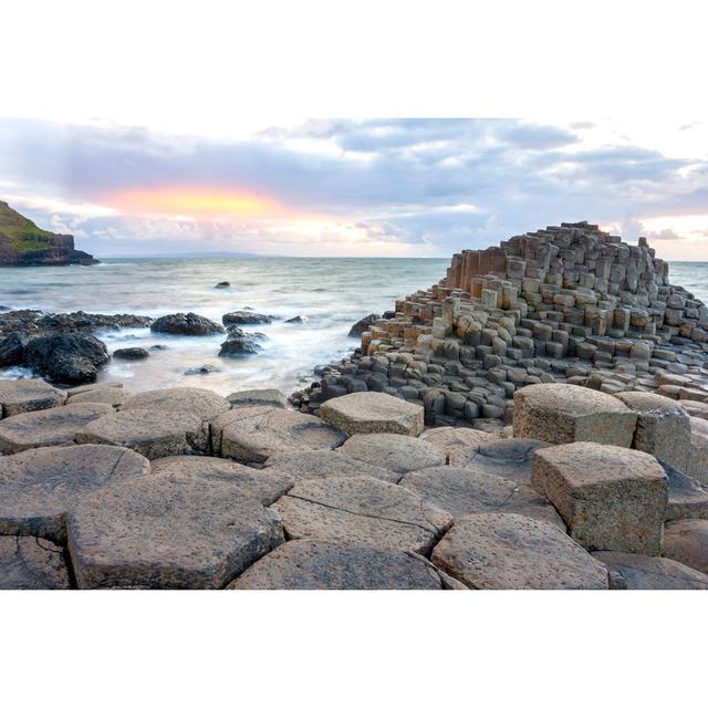 Sunset At Giant Causeway House of Hampton Size: 30cm H x 46cm W x 3.8cm D on Productcaster.