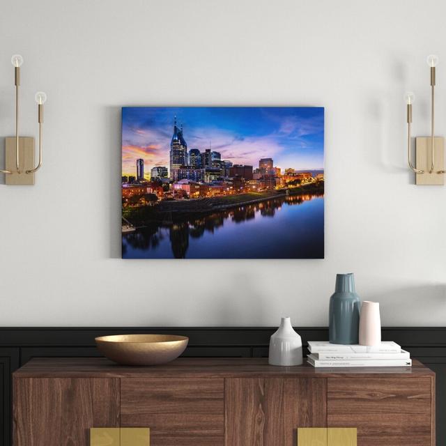 Leinwandbild Nashville Skyline Panorama East Urban Home Größe: 40 cm H x 60 cm B on Productcaster.