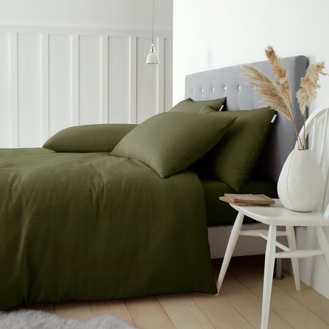 Brushed Cotton Duvet Cover Set Catherine Lansfield Size: King Duvet Cover + 2 Standard Pillowcases, Colour: Green on Productcaster.