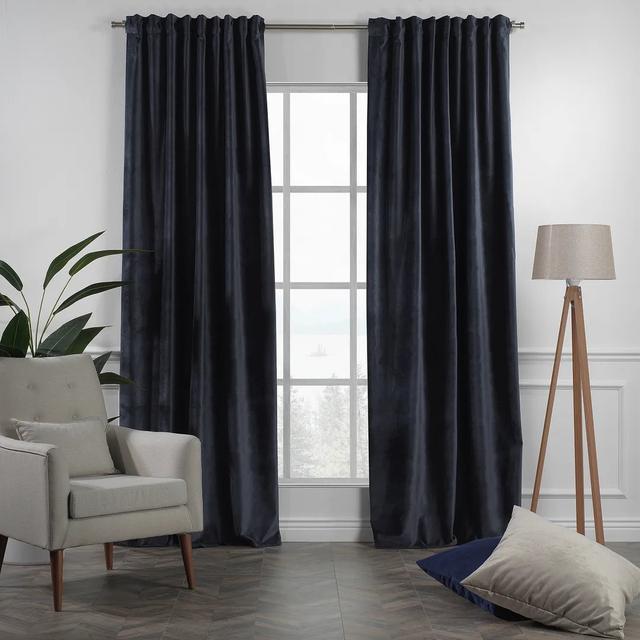 Extra langer und extra breiter Vorhang aus mattem Samt Lilijan Home & Curtain Vorhanggröße: 140 cm x 265 cm, Farbe: Denim on Productcaster.