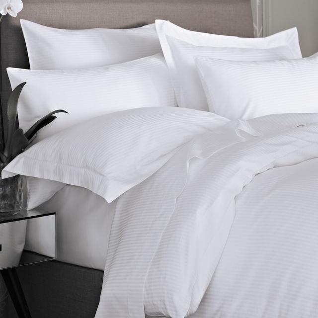 Horgan 300 Thread Count Plain 100% Cotton Pillowcase White Noise on Productcaster.