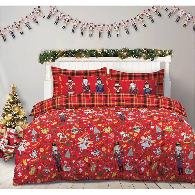 All Season Comforter The Seasonal Aisle Size: 230 x 220 cm on Productcaster.