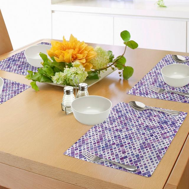 Platzdeckchen 4er Set, Lila Retro, Violett Lila Weiß (Set of 4) East Urban Home on Productcaster.